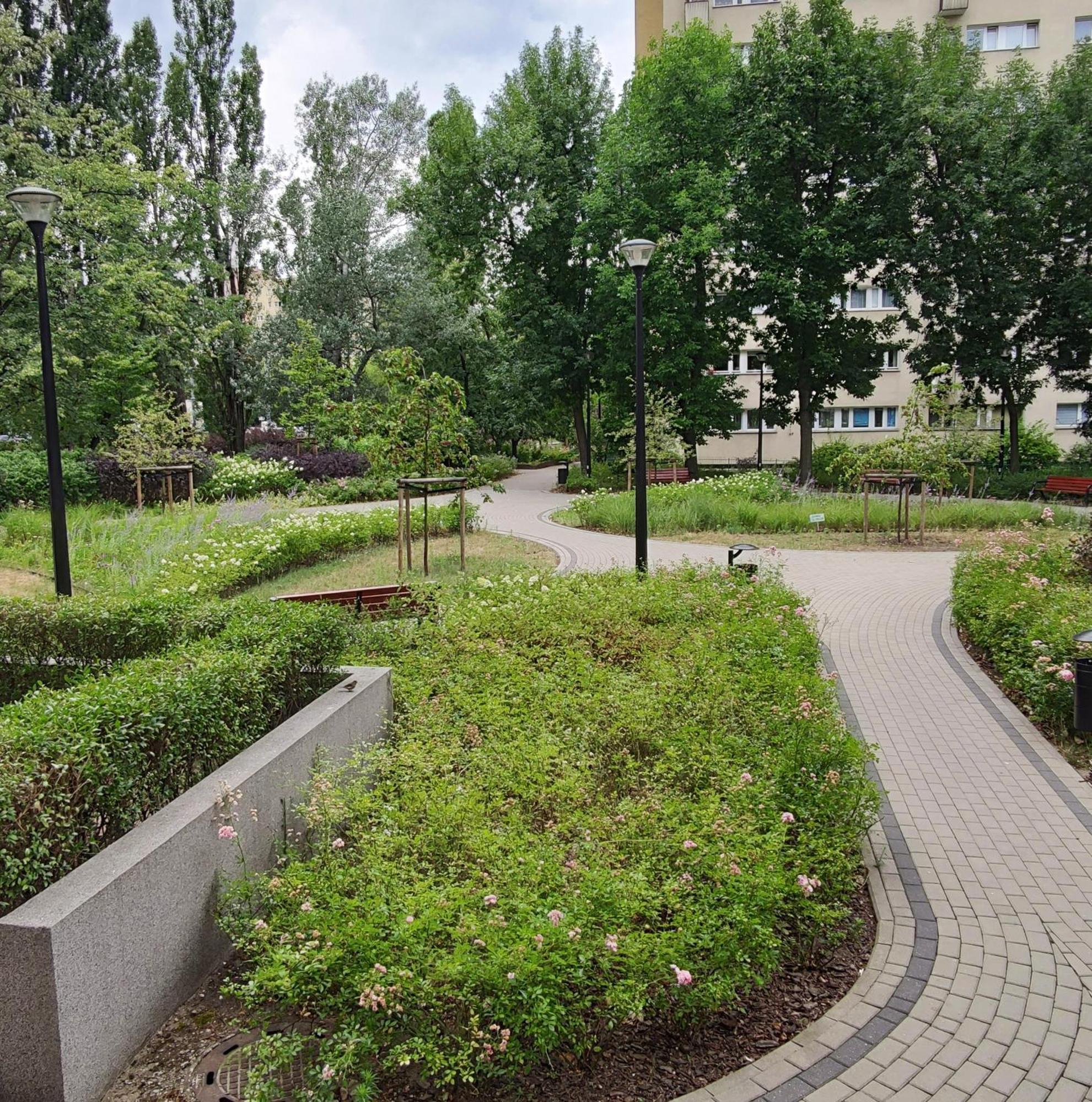 Hej! Jarzebskiego * Warszawa